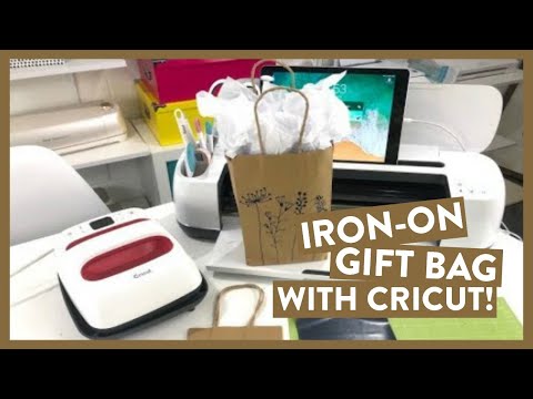 IRON-ON GIFT BAG WITH CRICUT!