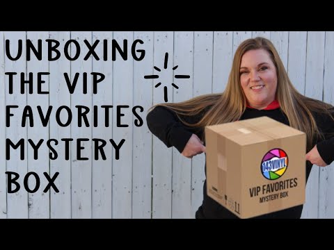 Unboxing the Mystery Box of the 143vinyl VIPs favorite things